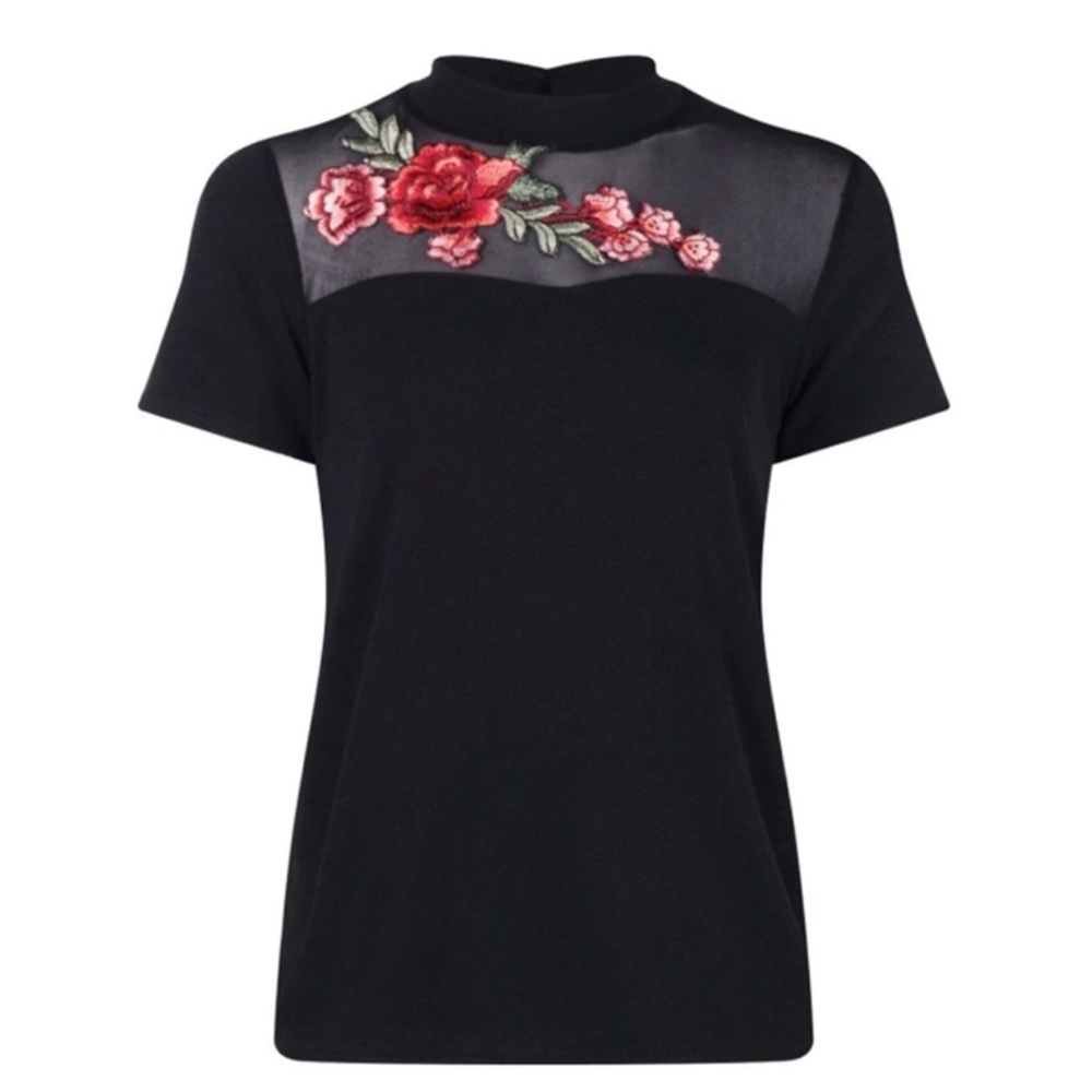 ❤️ NEW Black Rose Embroidery Short Sleeve Top ❤️